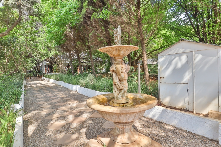 Commercial Property for Sale in Scheerpoort A H North West